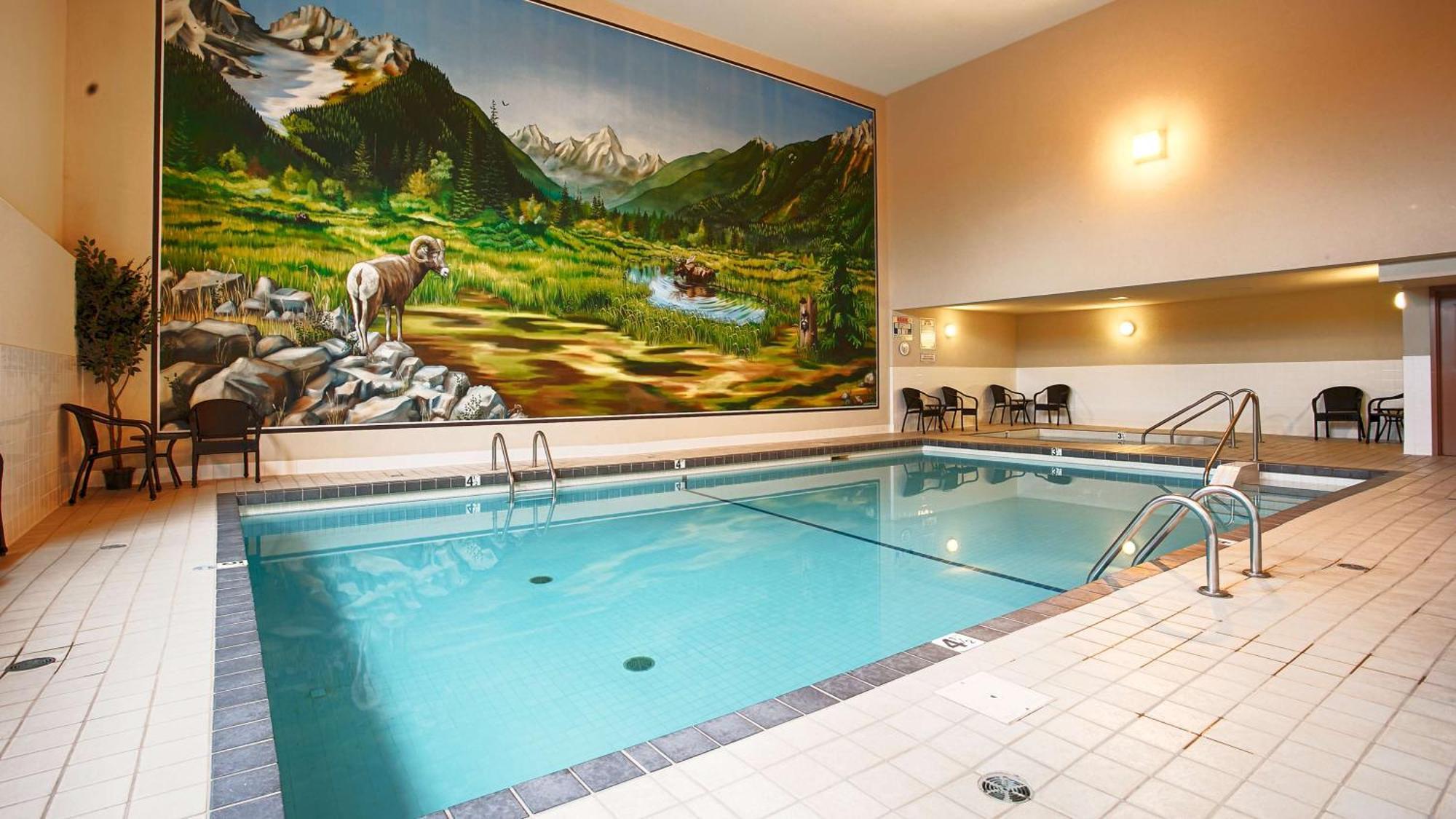 Prestige Radium Hot Springs Resort, Worldhotels Crafted Exterior photo